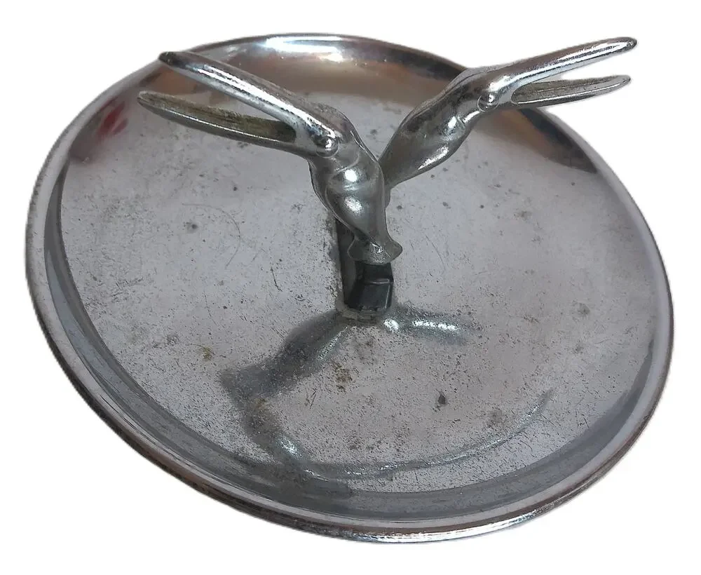 Vintage Hamilton 1950s Art Deco Chrome Pelican Or Toucan Pincherette Ashtray